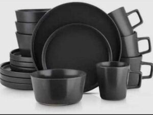 Celina 16-Piece Dinnerware